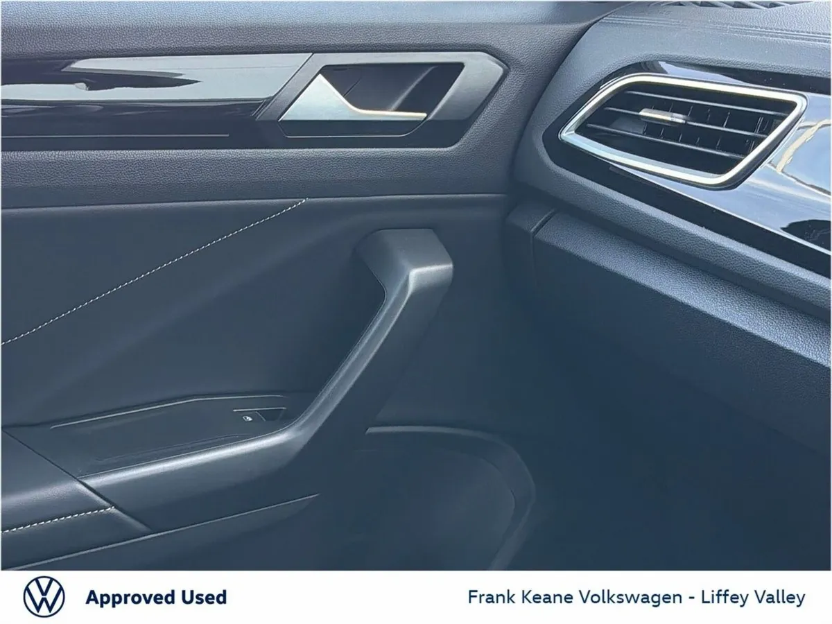 Volkswagen T-Roc SUV, Petrol, 2025, Black