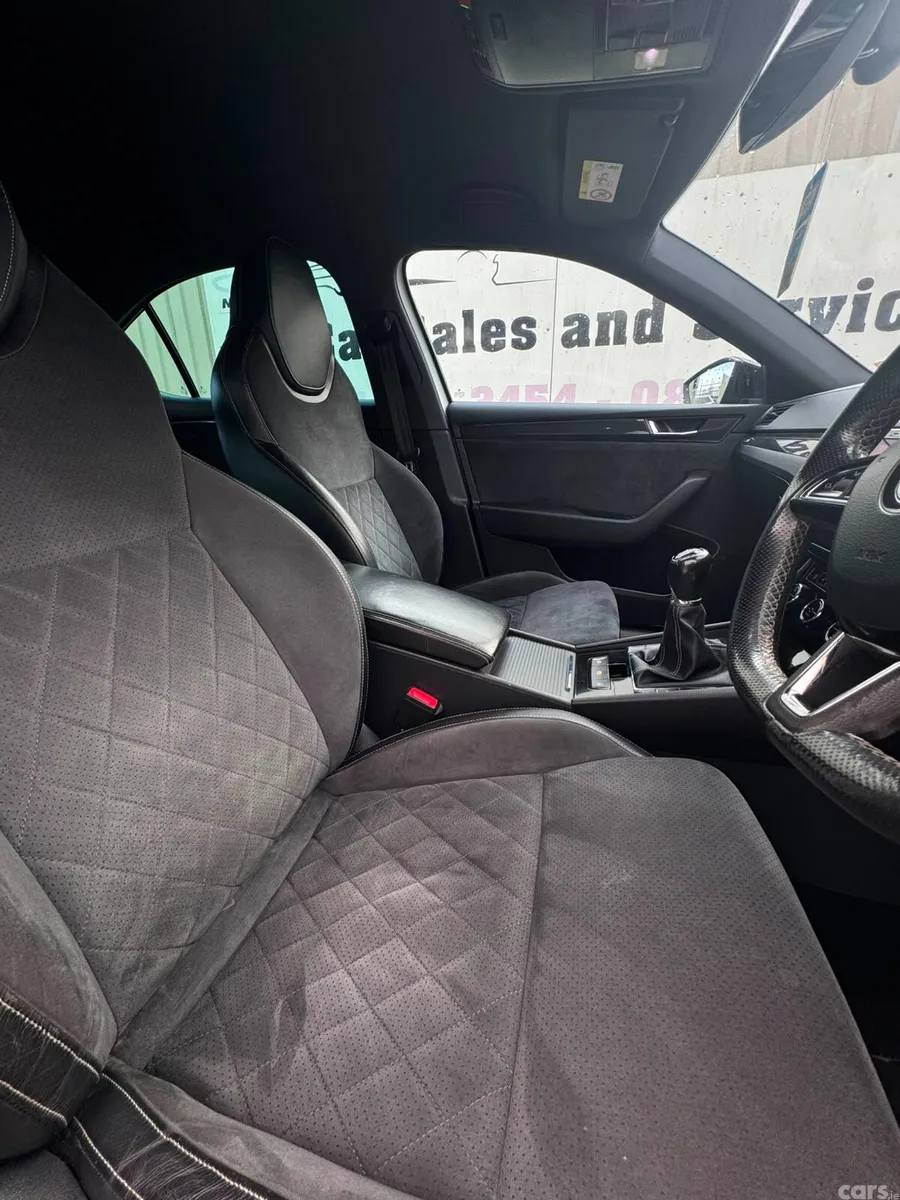 Skoda Superb Saloon, Diesel, 2018, White