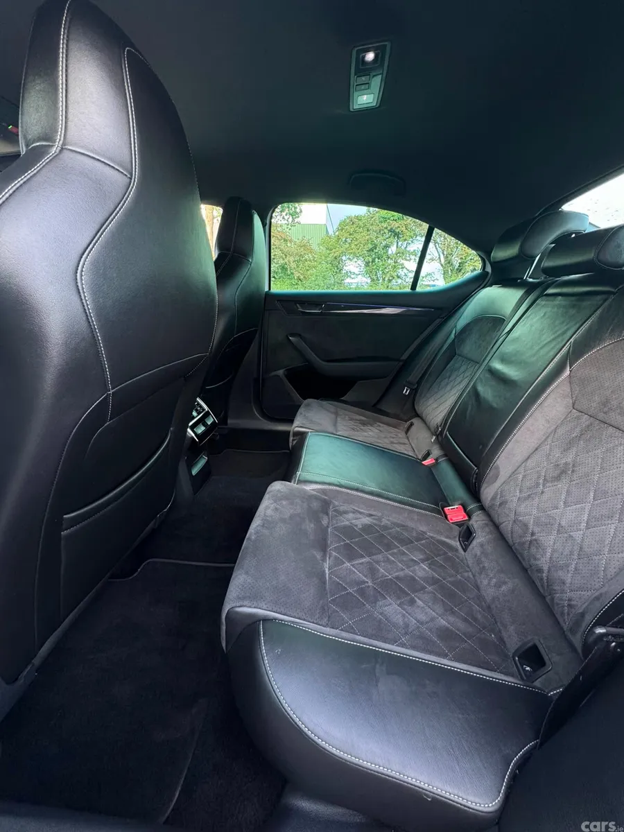 Skoda Superb Saloon, Diesel, 2018, White