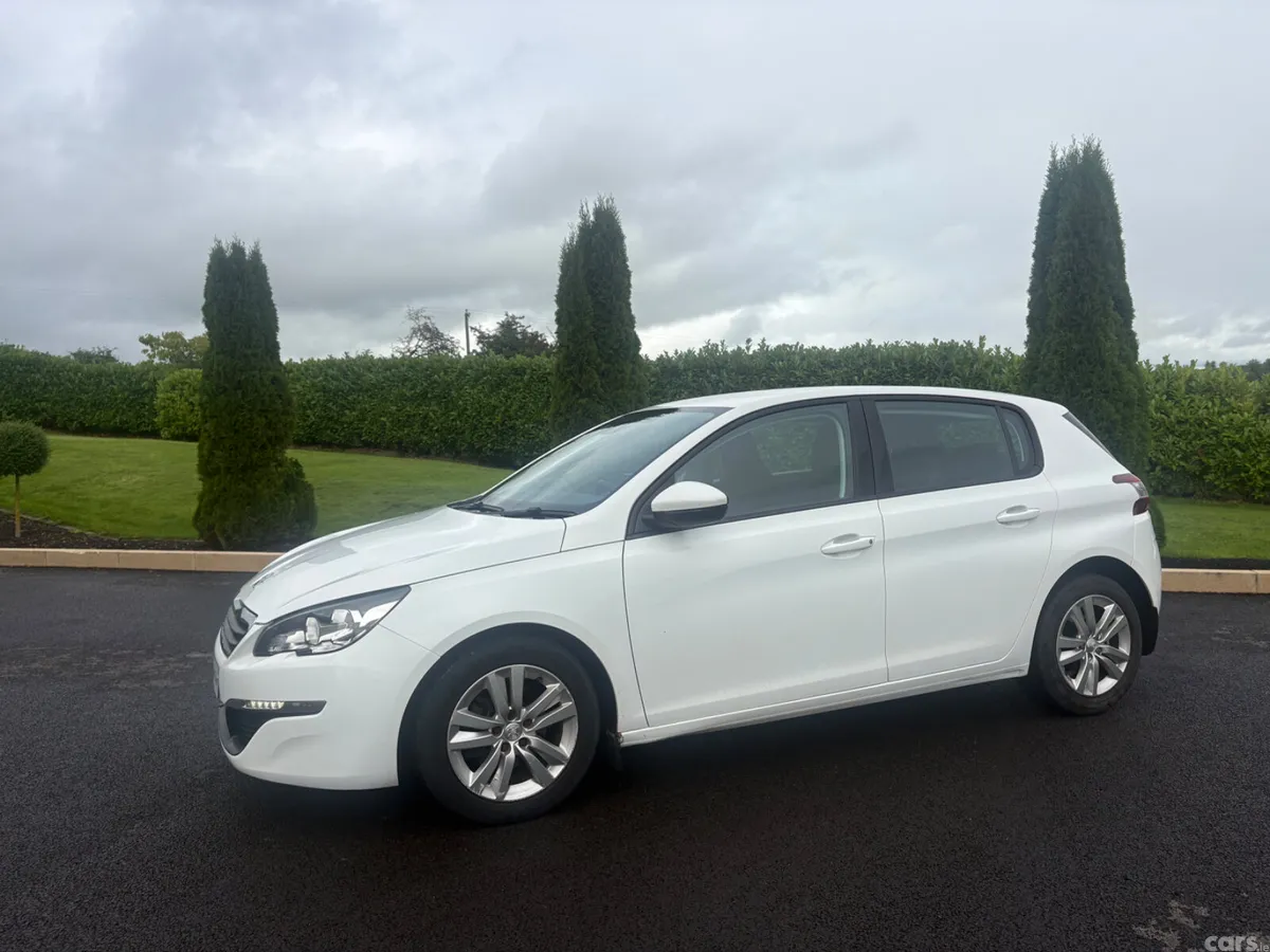 Peugeot 308 Hatchback, Diesel, 2016, White