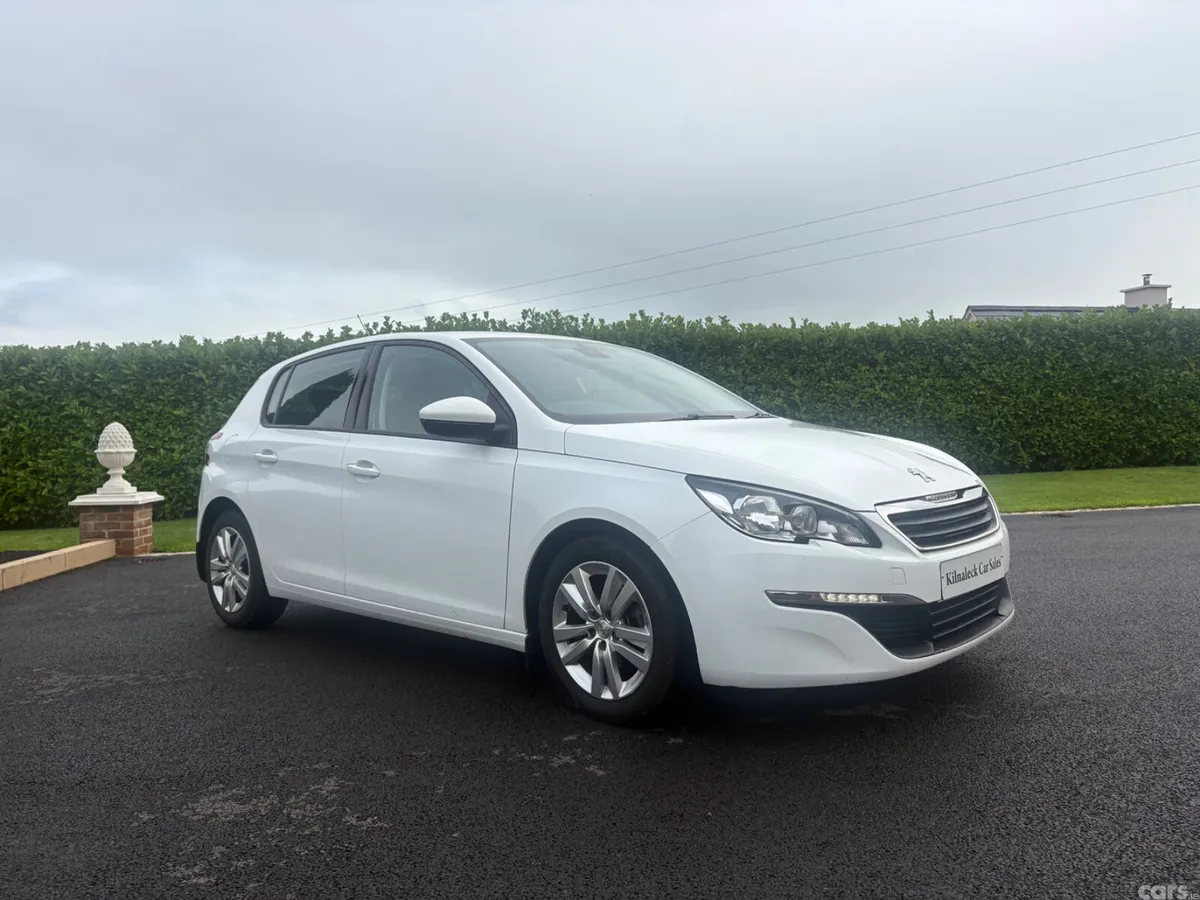 Peugeot 308 Hatchback, Diesel, 2016, White