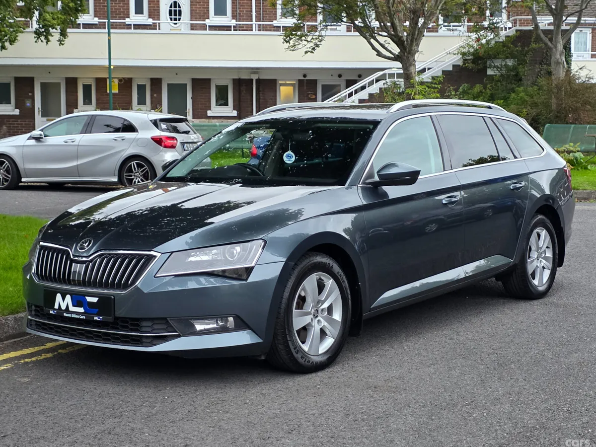 Skoda Superb Estate, Diesel, 2018, Grey