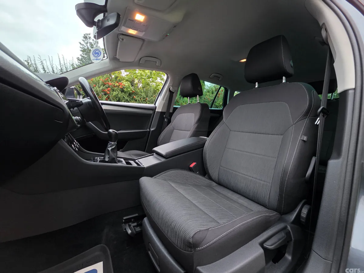 Skoda Superb Estate, Diesel, 2018, Grey