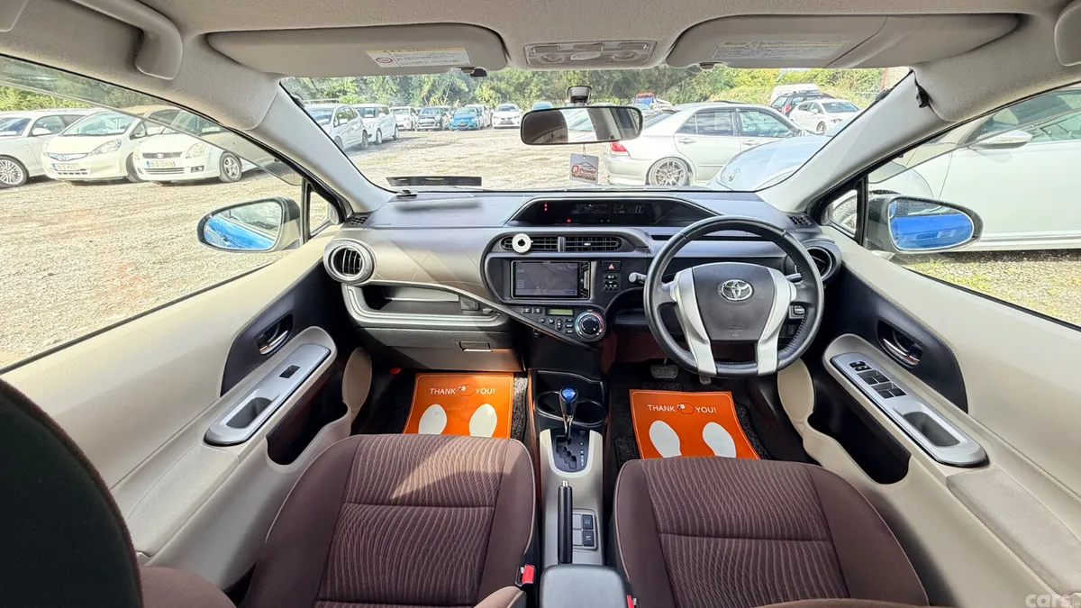 Toyota Aqua Hatchback, Petrol Hybrid, 2012, Blue