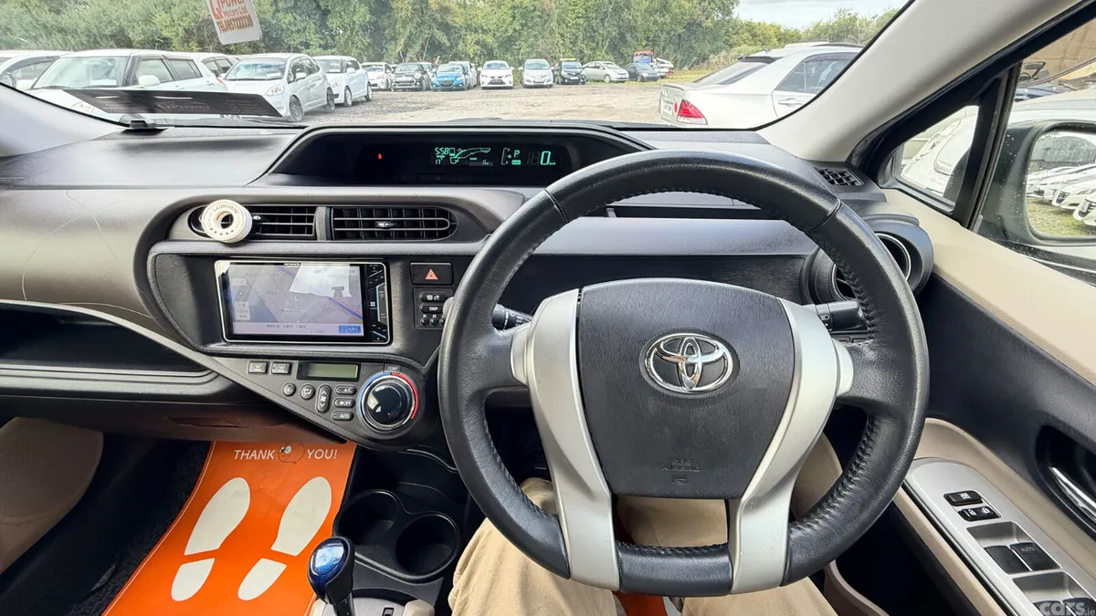 Toyota Aqua Hatchback, Petrol Hybrid, 2012, Blue
