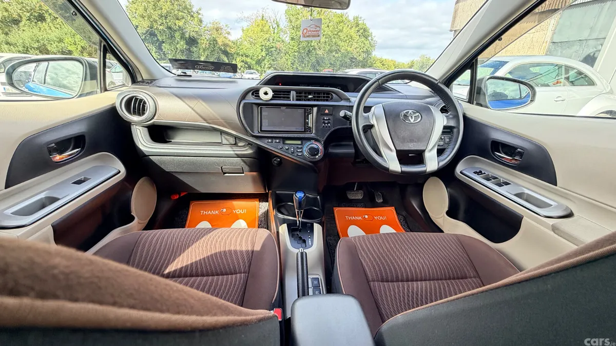 Toyota Aqua Hatchback, Petrol Hybrid, 2012, Blue