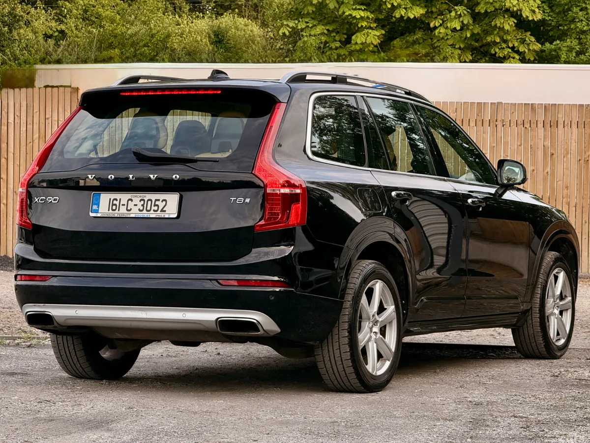 Volvo XC90 SUV, Petrol Plug-in Hybrid, 2016, Black