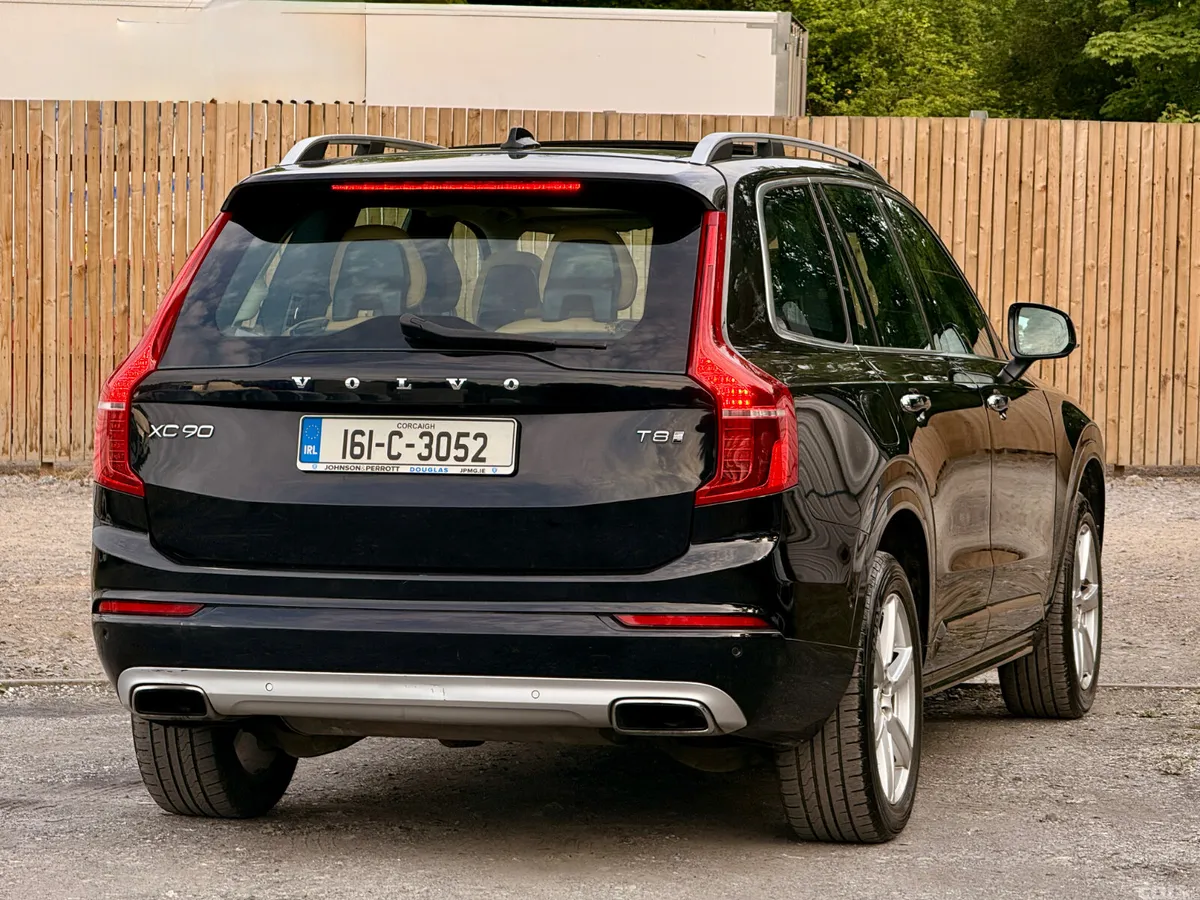 Volvo XC90 SUV, Petrol Plug-in Hybrid, 2016, Black