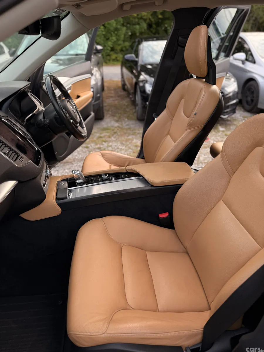 Volvo XC90 SUV, Petrol Plug-in Hybrid, 2016, Black