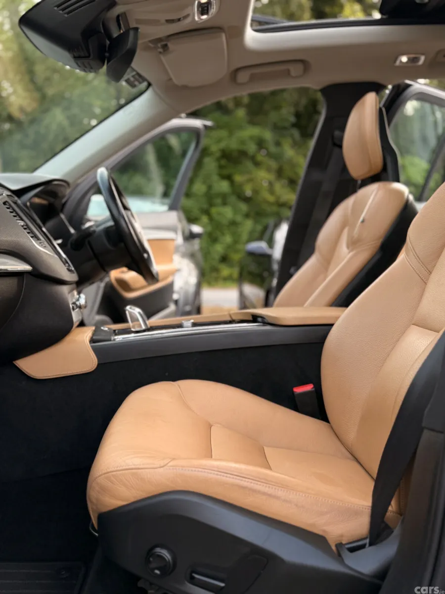 Volvo XC90 SUV, Petrol Plug-in Hybrid, 2016, Black