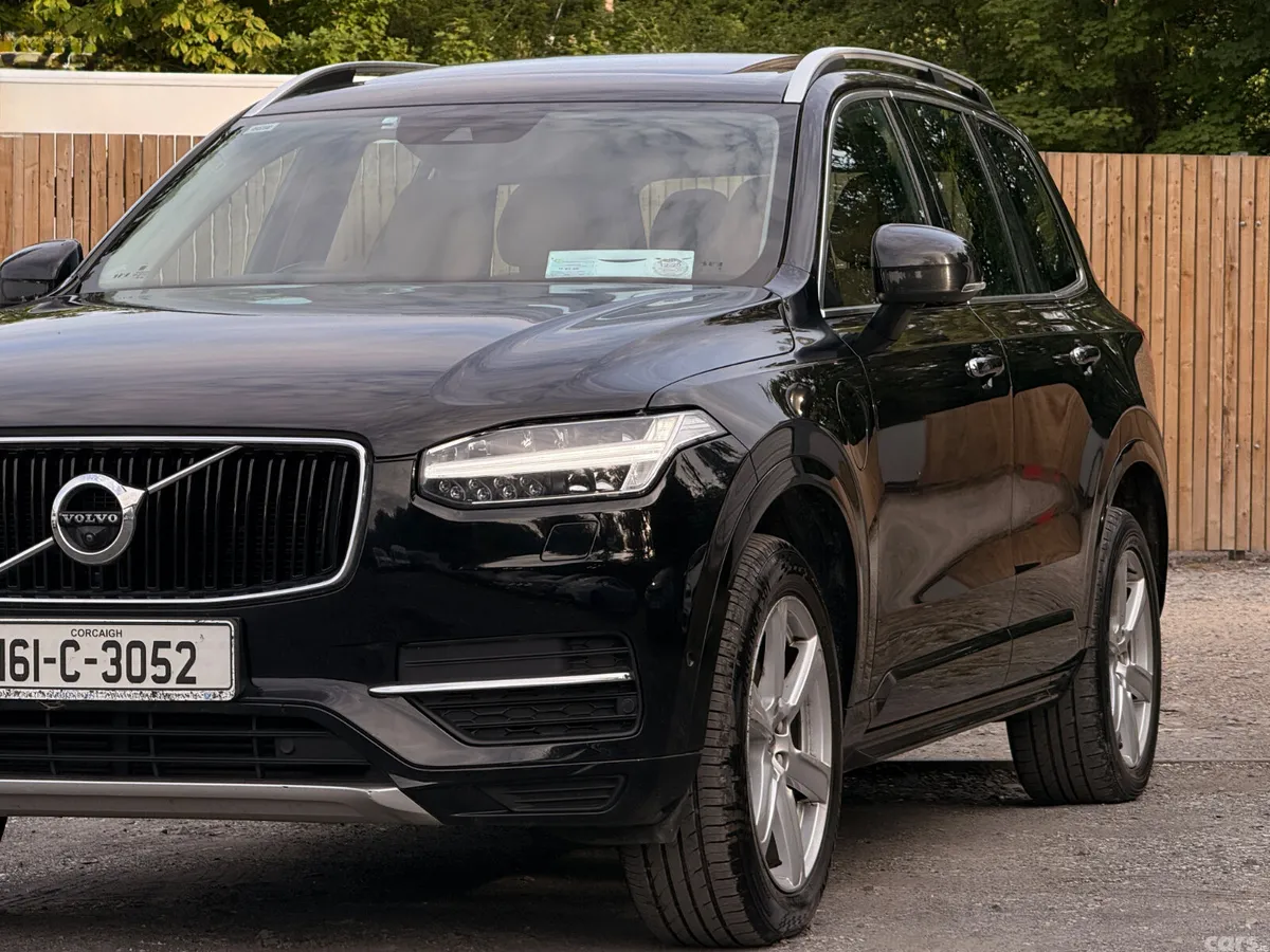 Volvo XC90 SUV, Petrol Plug-in Hybrid, 2016, Black