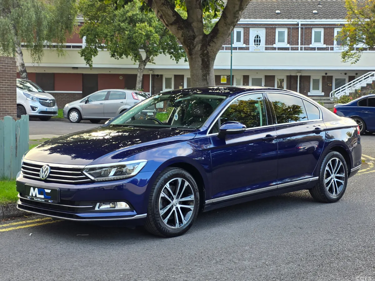 Volkswagen Passat Saloon, Diesel, 2020, Blue