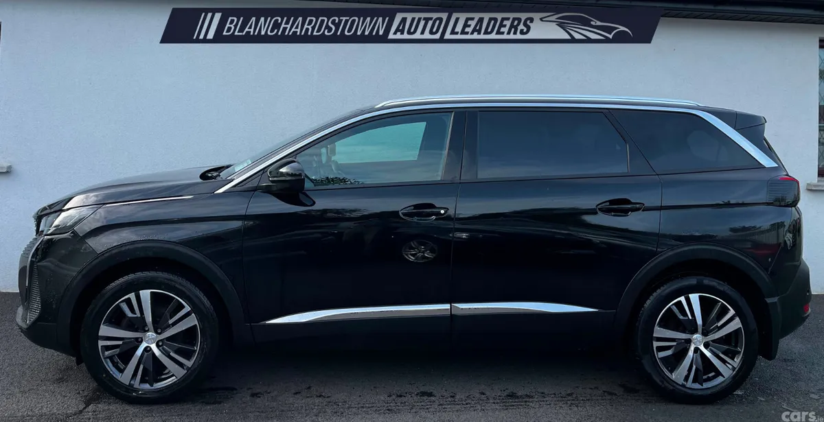 Peugeot 5008 SUV, Diesel, 2024, Black