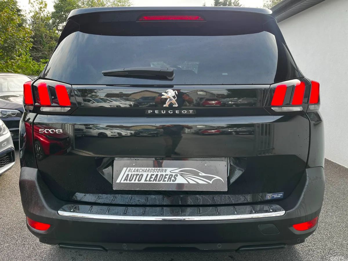 Peugeot 5008 SUV, Diesel, 2024, Black