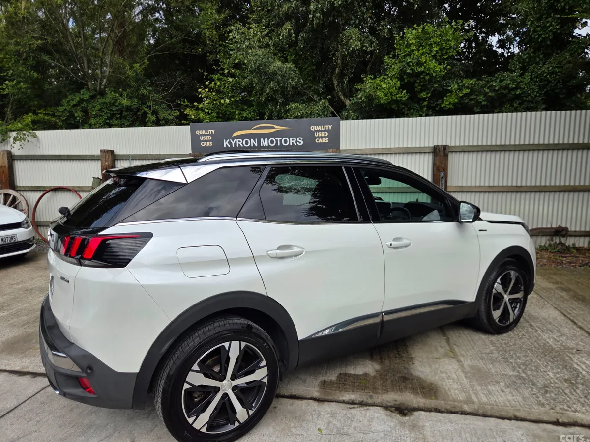 Peugeot 3008 SUV, Petrol, 2017, White