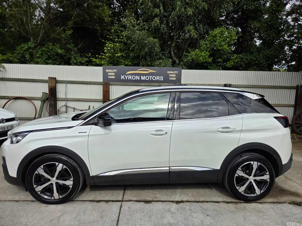 Peugeot 3008 SUV, Petrol, 2017, White