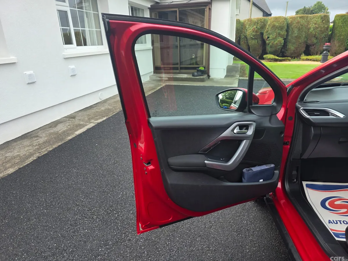 Peugeot 2008 Estate, Diesel, 2017, Red