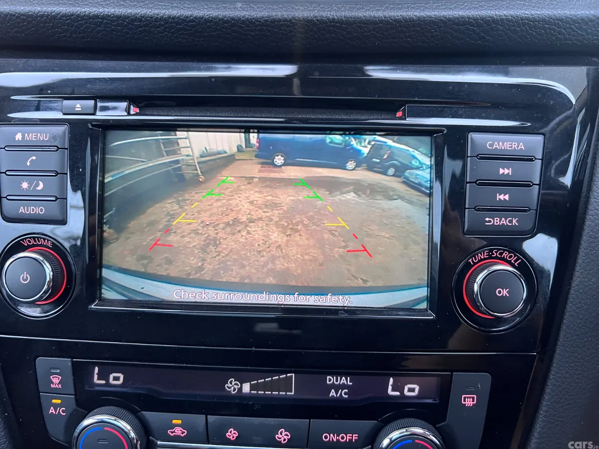 Nissan Qashqai MPV, Diesel, 2021, Grey