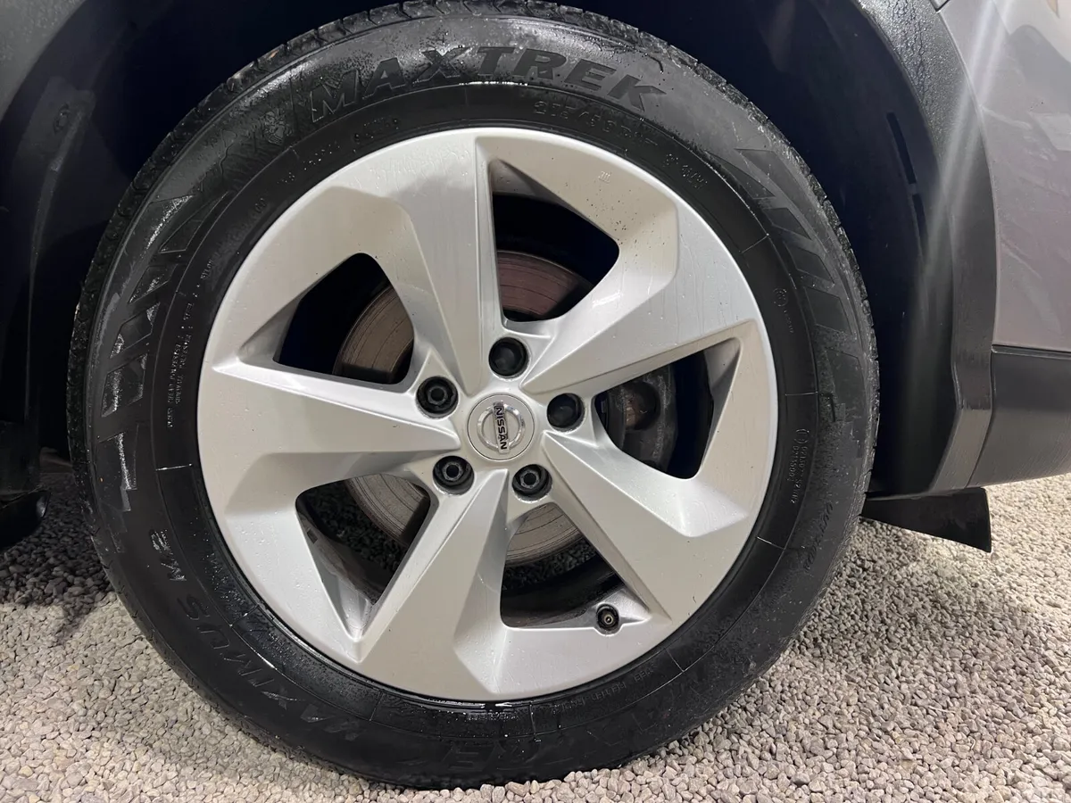 Nissan Qashqai MPV, Diesel, 2021, Grey