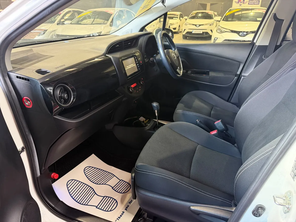 Toyota Vitz Hatchback, Petrol Hybrid, 2018, White
