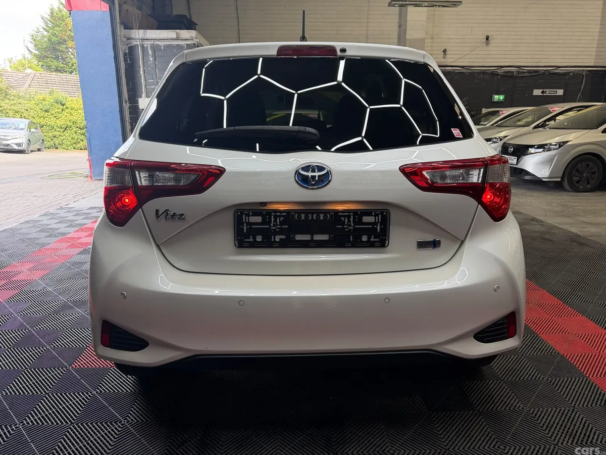 Toyota Vitz Hatchback, Petrol Hybrid, 2018, White