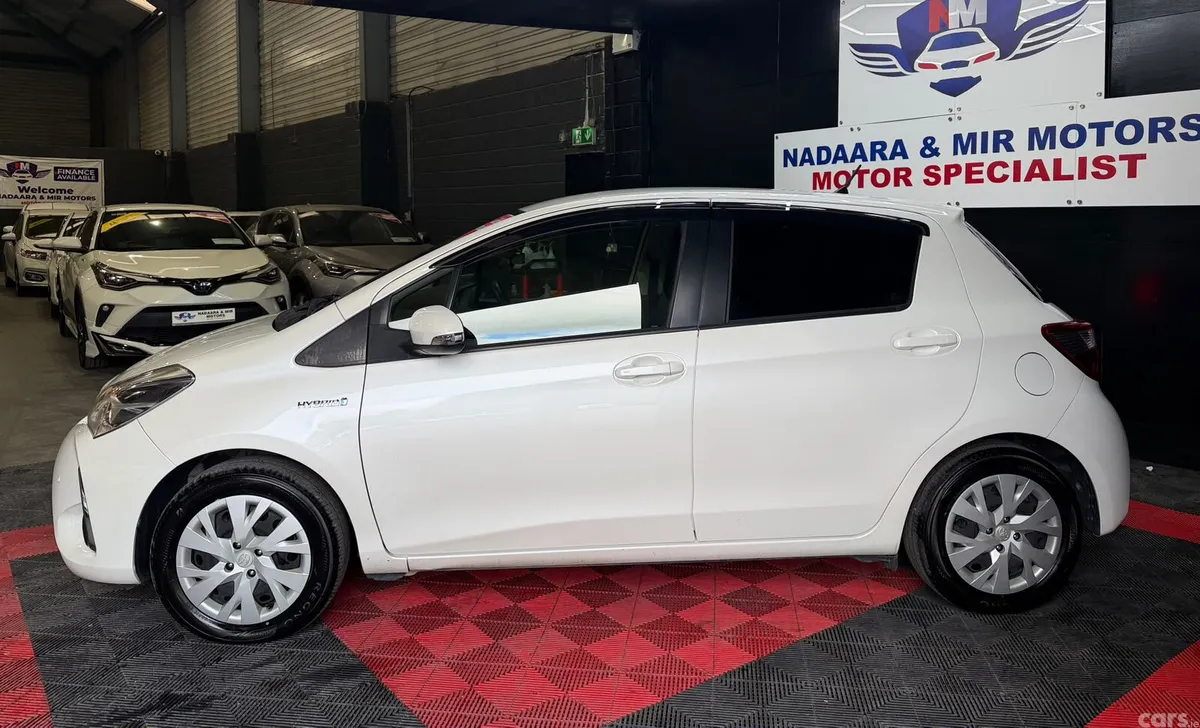 Toyota Vitz Hatchback, Petrol Hybrid, 2018, White