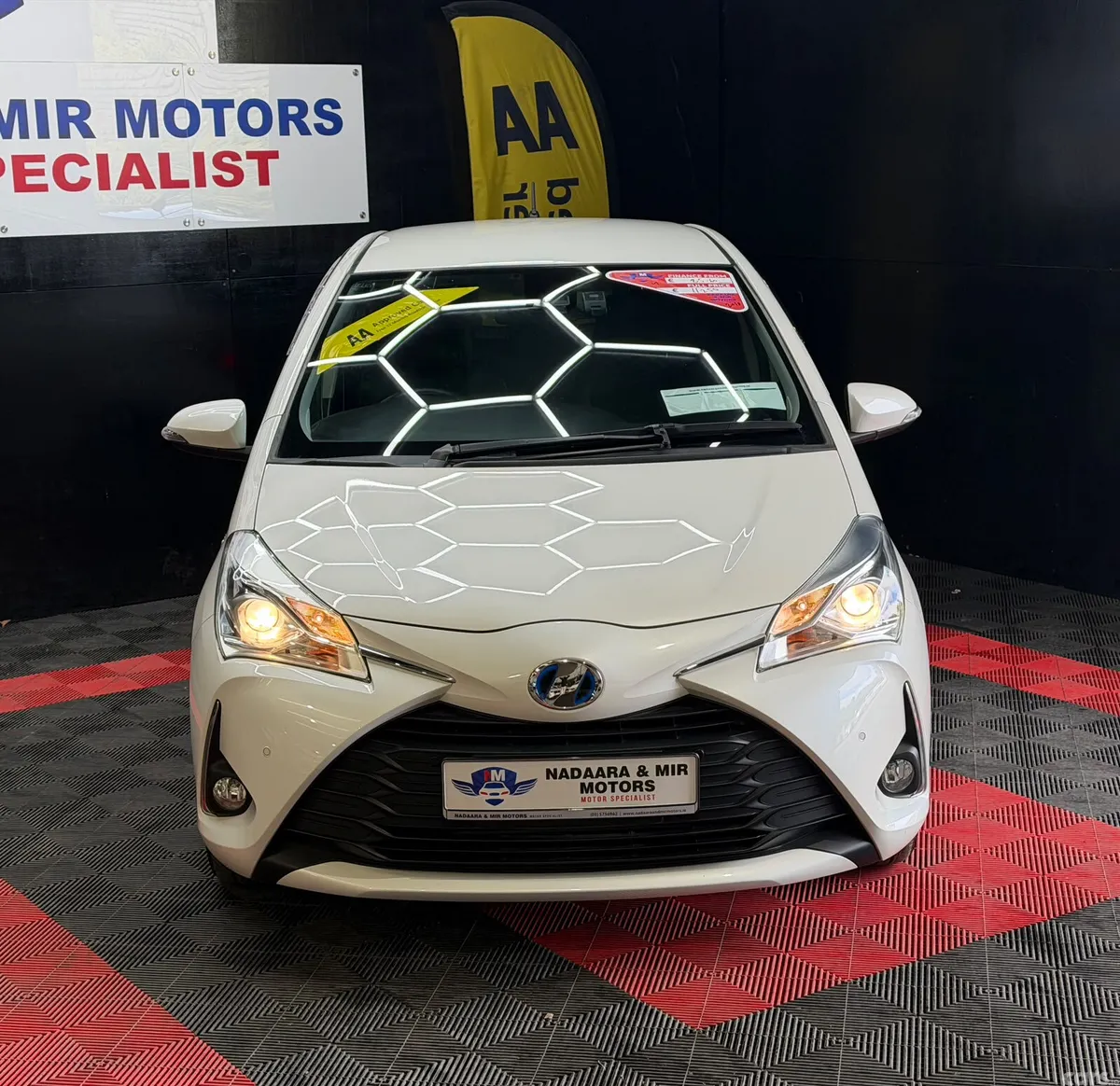 Toyota Vitz Hatchback, Petrol Hybrid, 2018, White