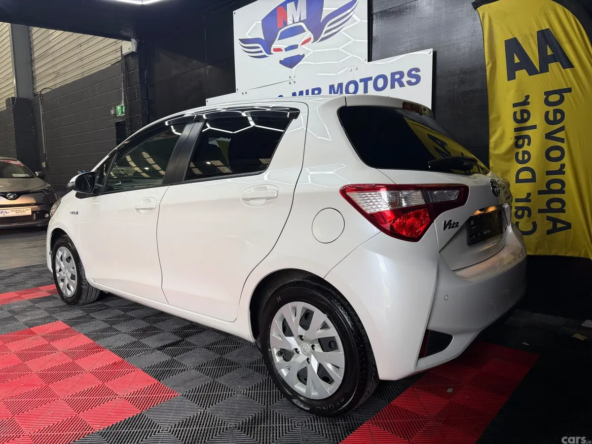 Toyota Vitz Hatchback, Petrol Hybrid, 2018, White