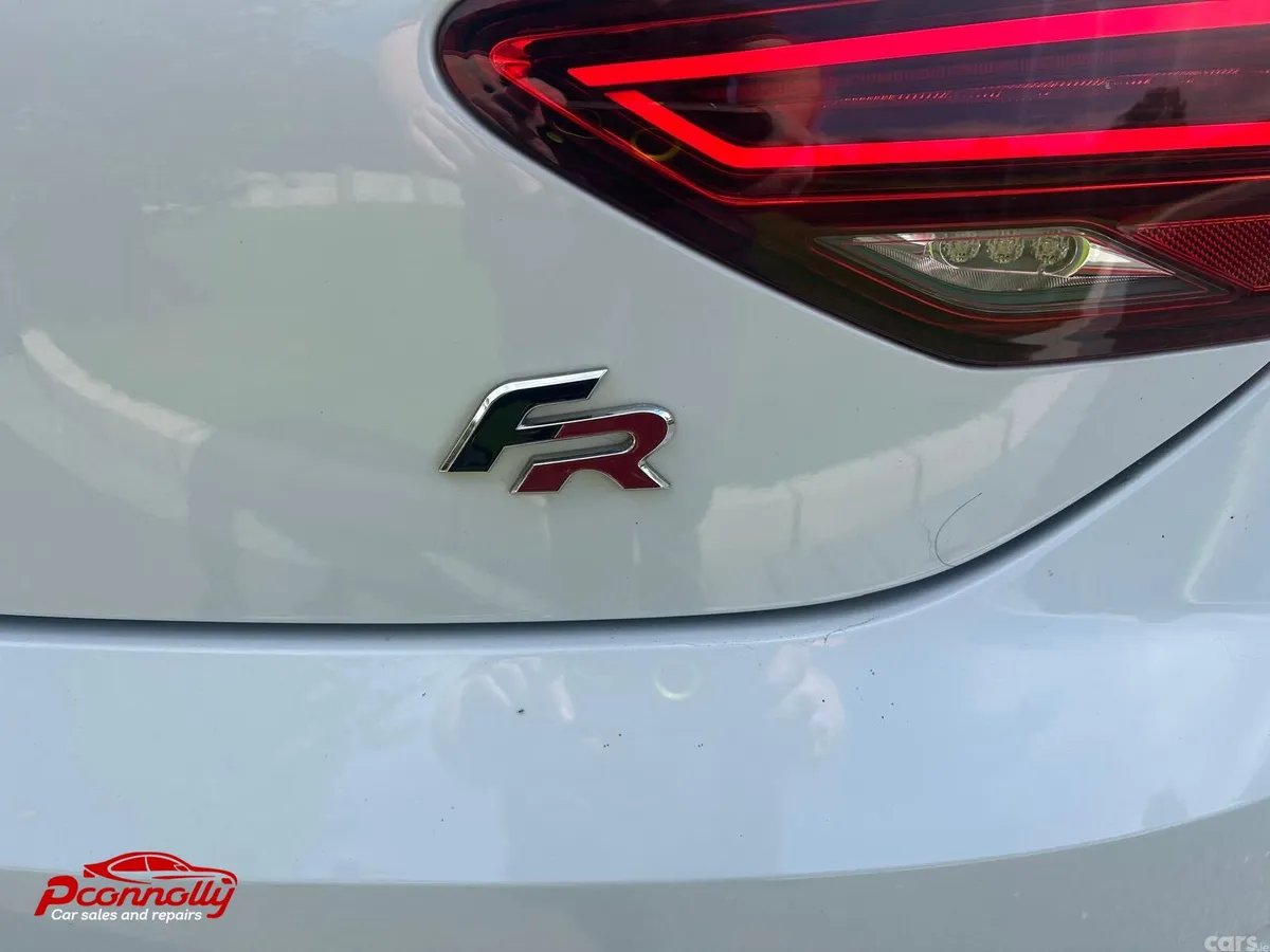 SEAT Leon Hatchback, Diesel, 2019, White