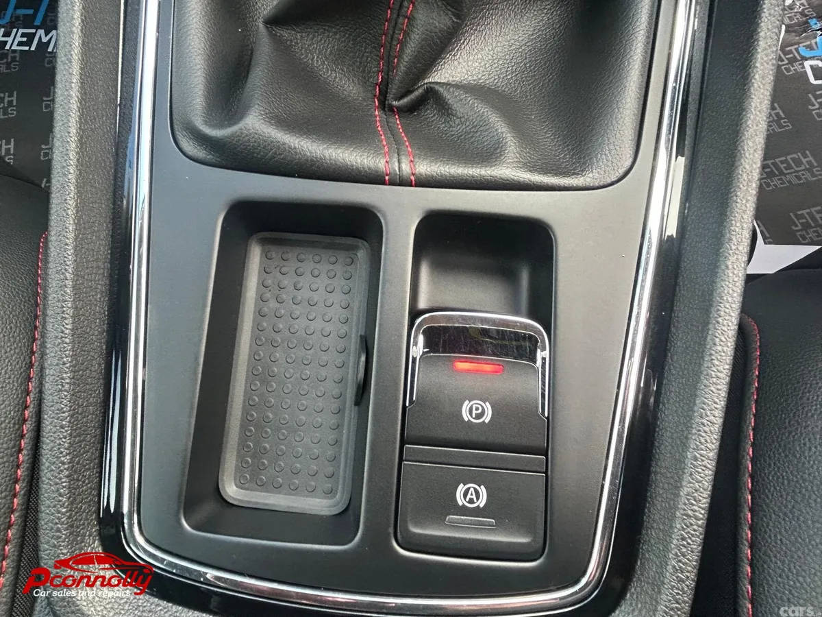 SEAT Leon Hatchback, Diesel, 2019, White