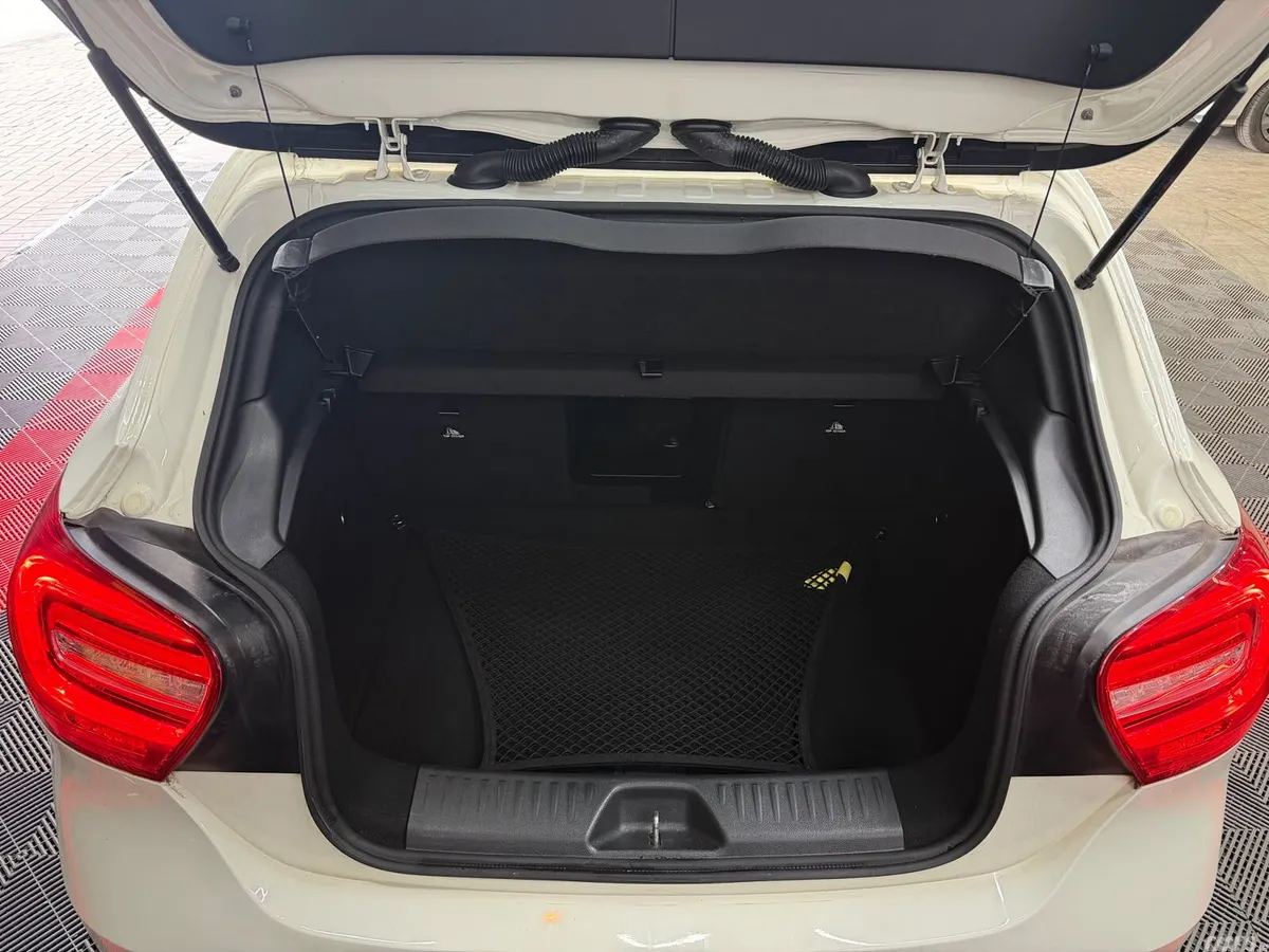 Mercedes-Benz A-Class Hatchback, Petrol, 2015, White