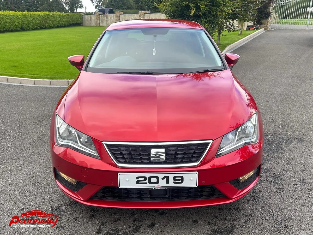SEAT Leon Hatchback, Diesel, 2019, Red