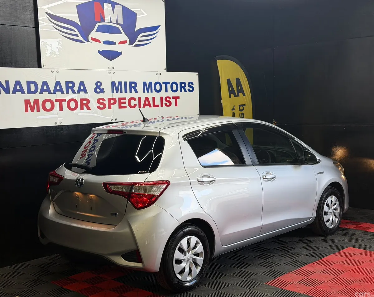Toyota Vitz Hatchback, Petrol Hybrid, 2017, Silver