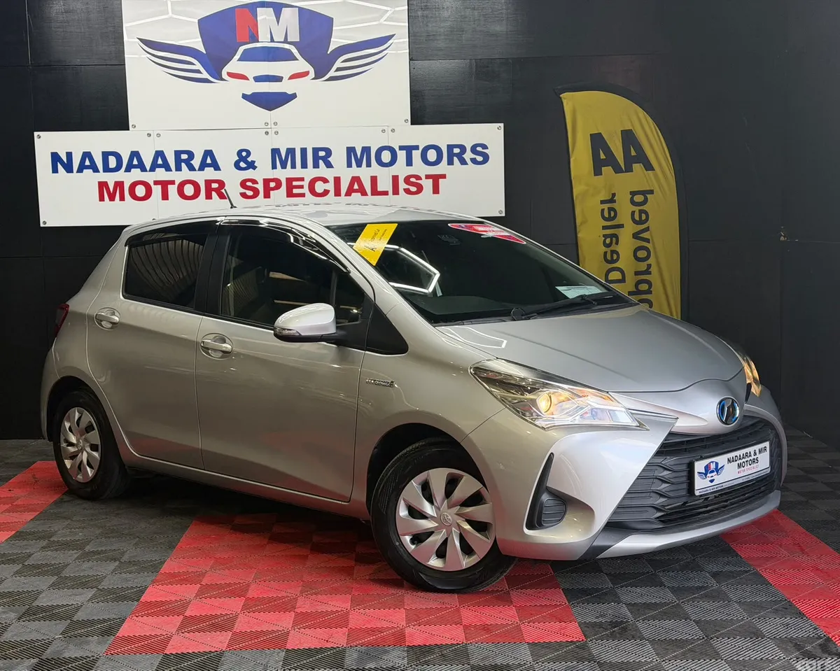 Toyota Vitz Hatchback, Petrol Hybrid, 2017, Silver