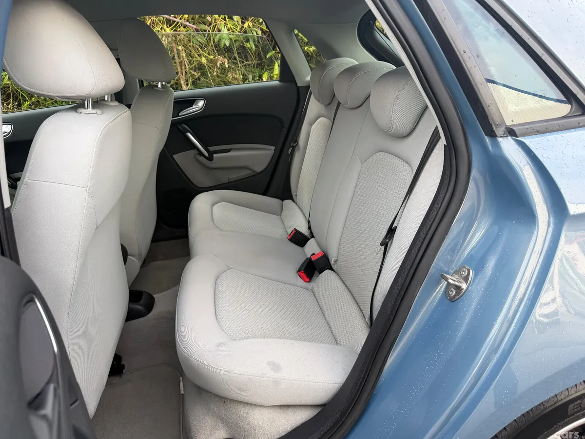 Audi A1 Hatchback, Diesel, 2012, Blue