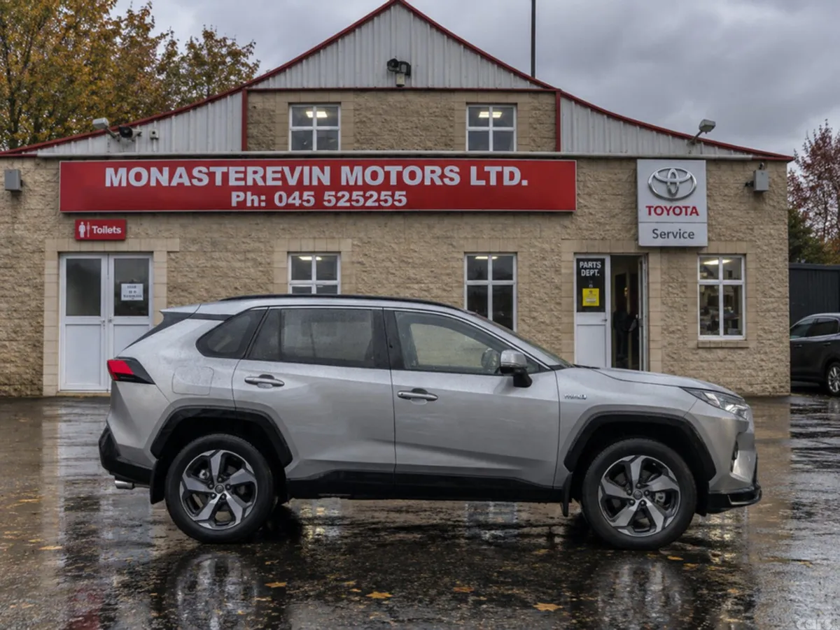 Toyota RAV4 SUV, Petrol Hybrid, 2024, Grey