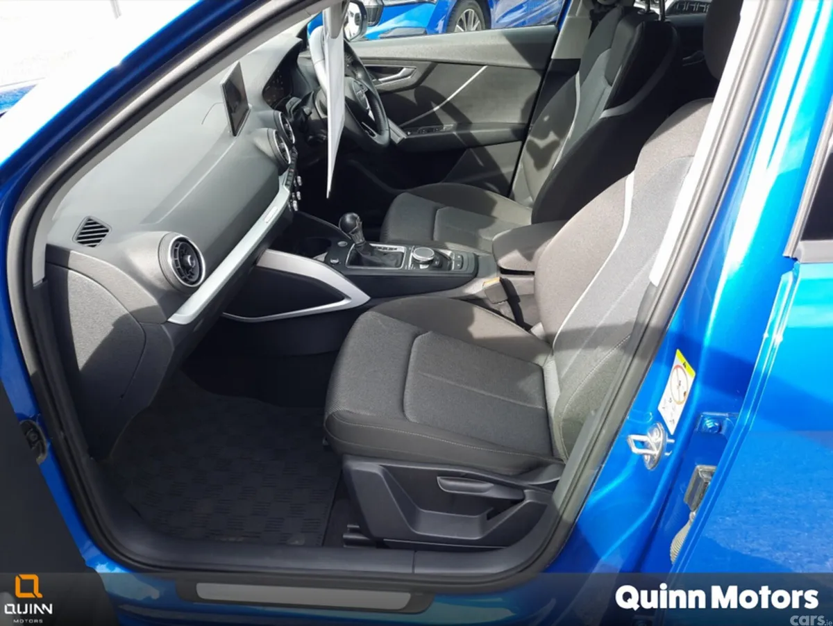 Audi Q2 SUV, Petrol, 2019, Blue