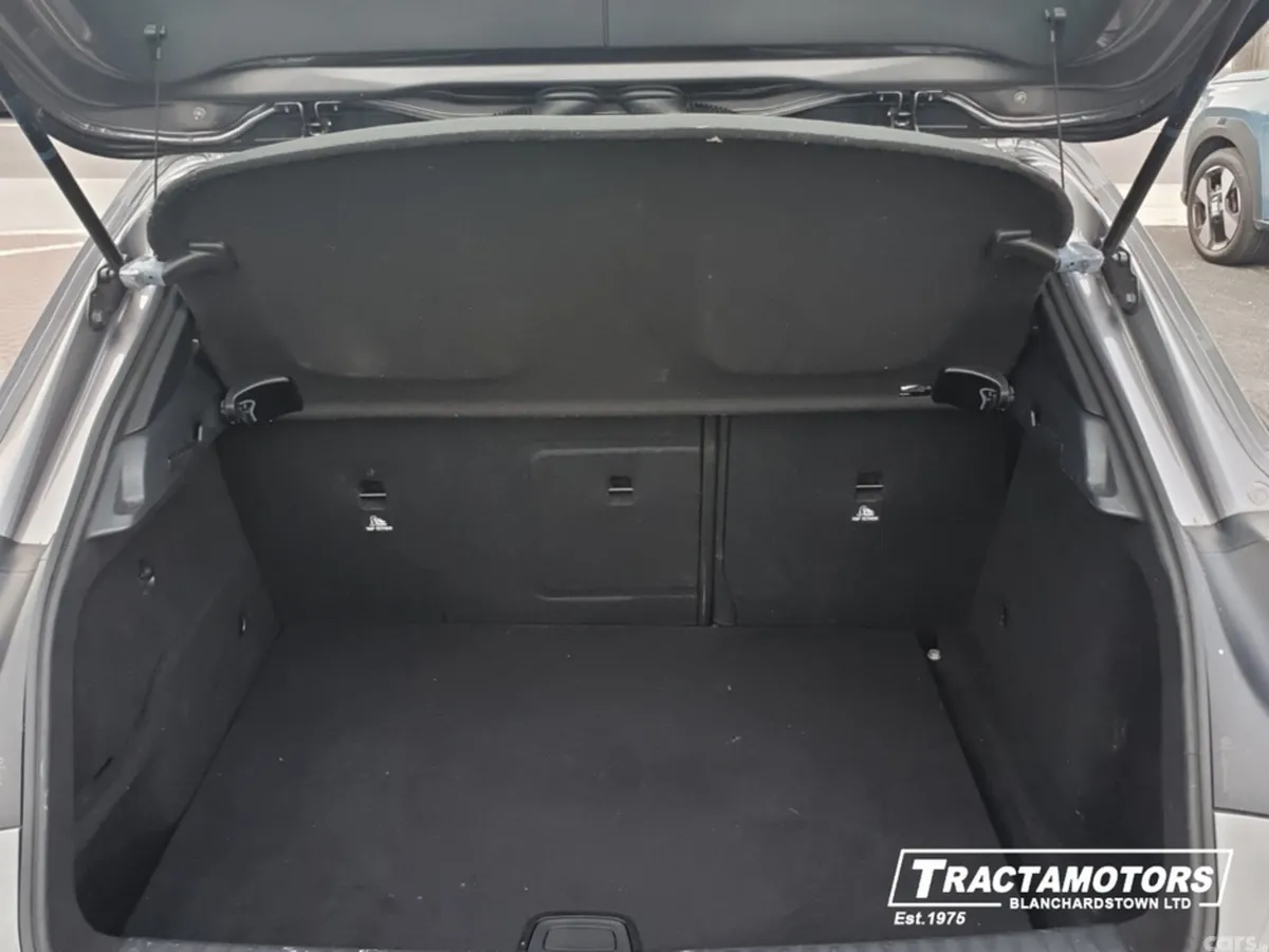 Mercedes-Benz GLA SUV, Petrol, 2016, Grey