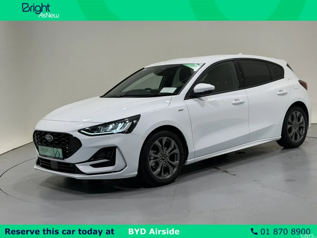 Ford Focus Hatchback, Petrol, 2024, White