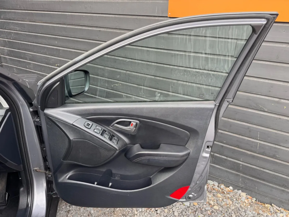Hyundai ix35 MPV, Diesel, 2015, Grey