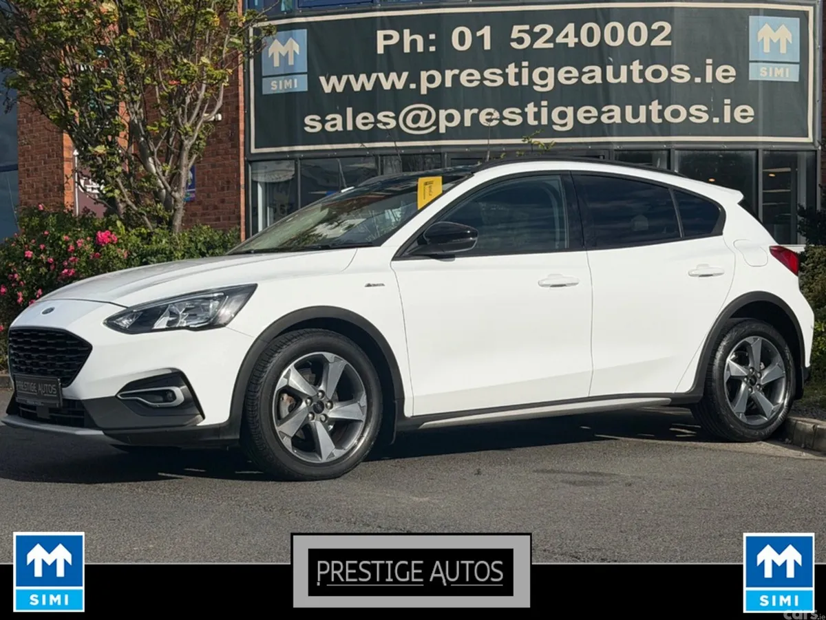 Ford Focus Hatchback, Petrol, 2021, White