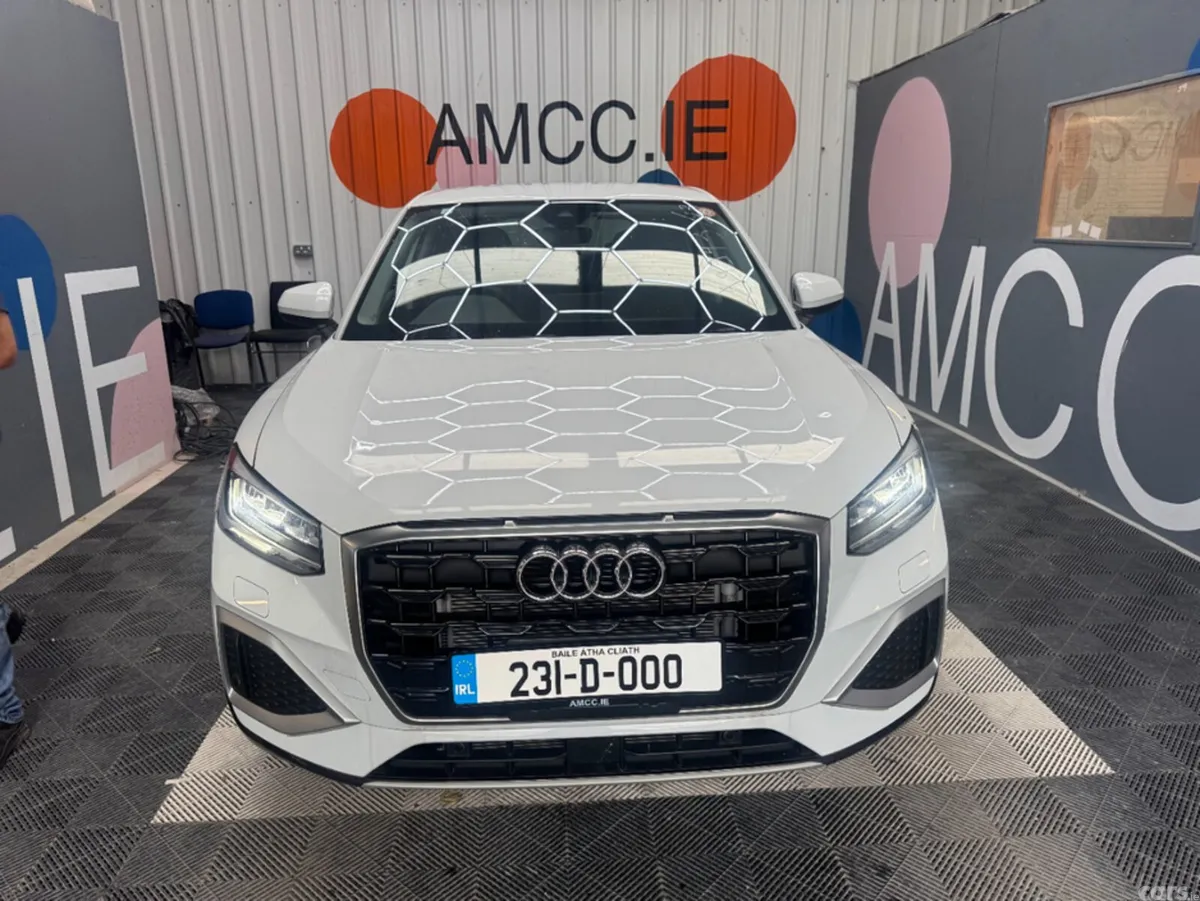 Audi Q2 SUV, Petrol, 2023, White
