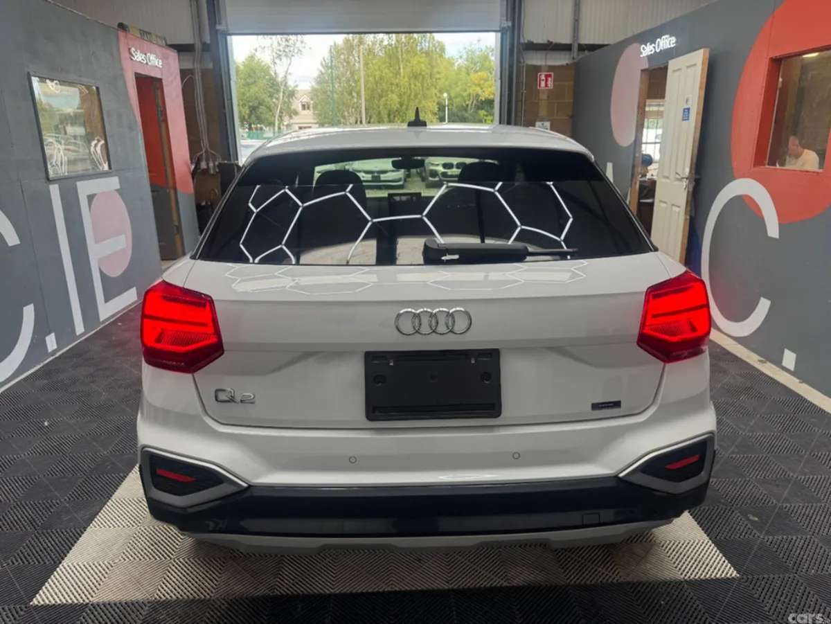 Audi Q2 SUV, Petrol, 2023, White
