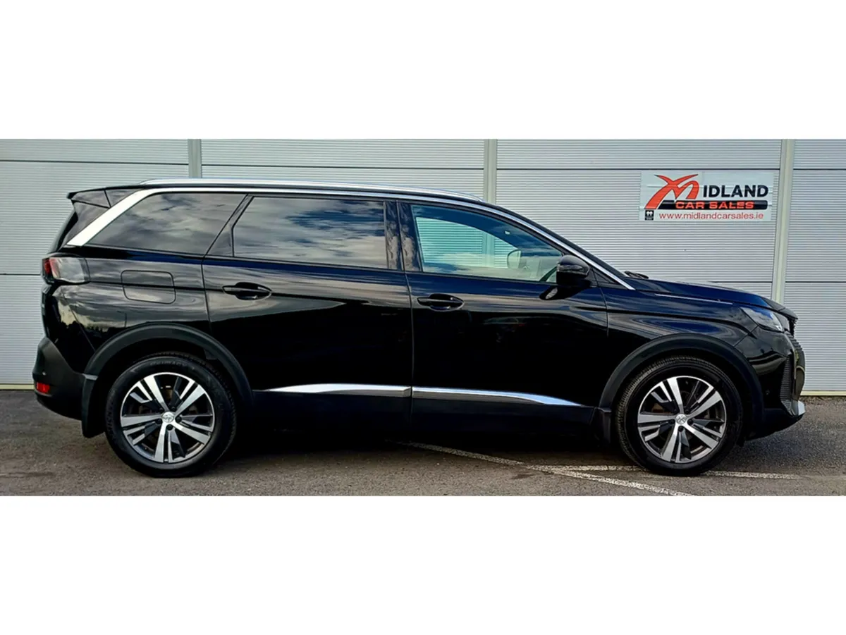 Peugeot 5008 MPV, Diesel, 2024, Black