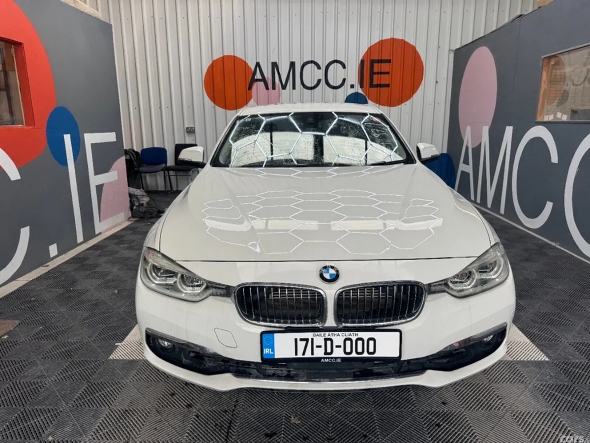 BMW 3-Series Saloon, Petrol, 2017, White