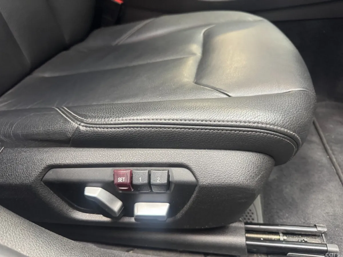 BMW 3-Series Saloon, Petrol, 2017, White
