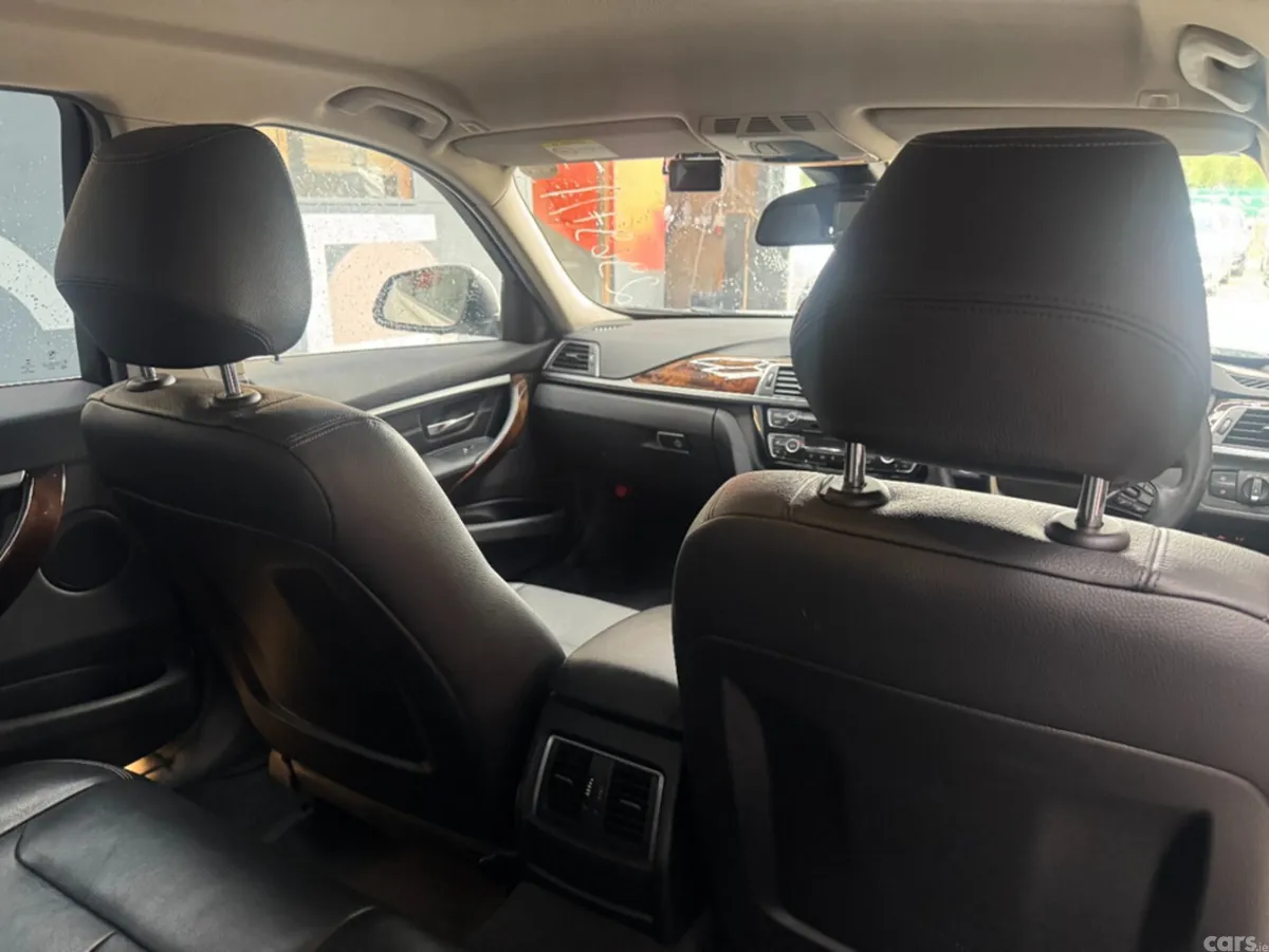 BMW 3-Series Saloon, Petrol, 2017, White