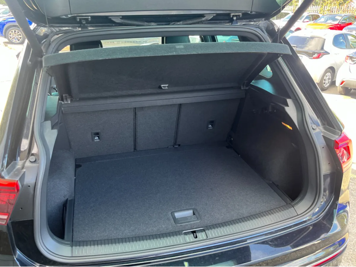 Volkswagen Tiguan SUV, Diesel, 2019, Black