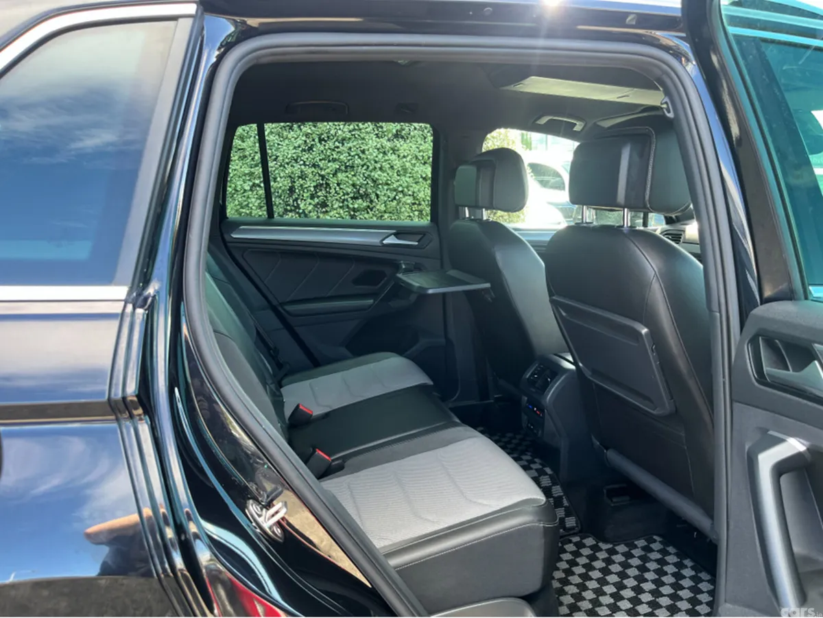 Volkswagen Tiguan SUV, Diesel, 2019, Black