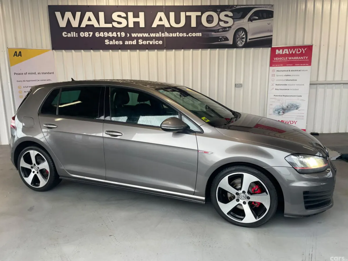 Volkswagen Golf Hatchback, Petrol, 2017, Grey